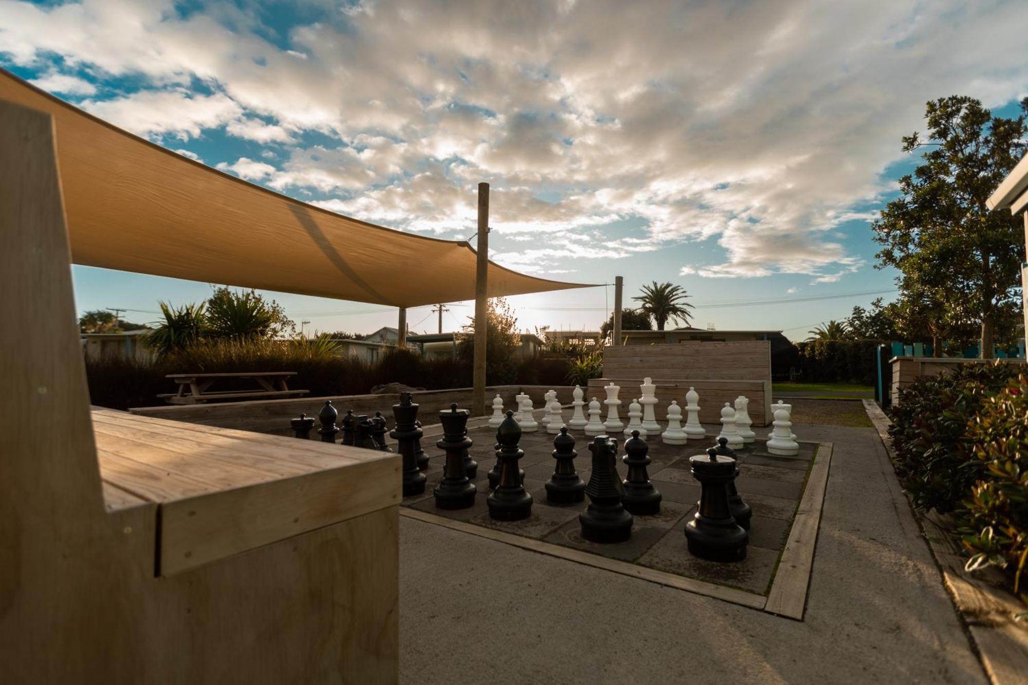 Foxton Beach Holiday Park ภายนอก รูปภาพ