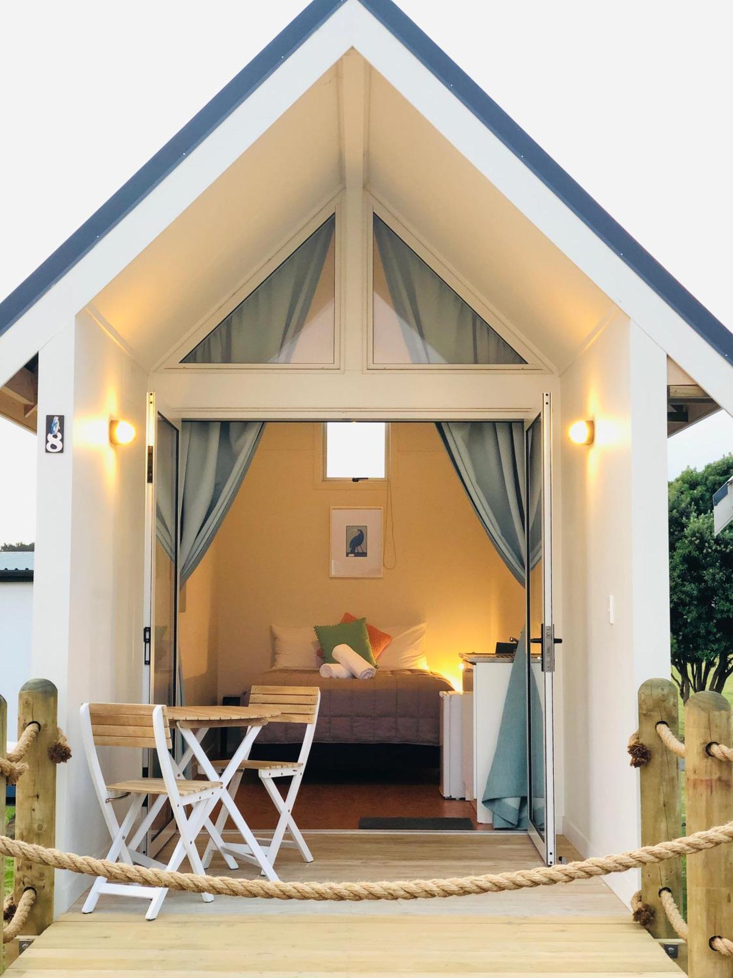 Foxton Beach Holiday Park ภายนอก รูปภาพ