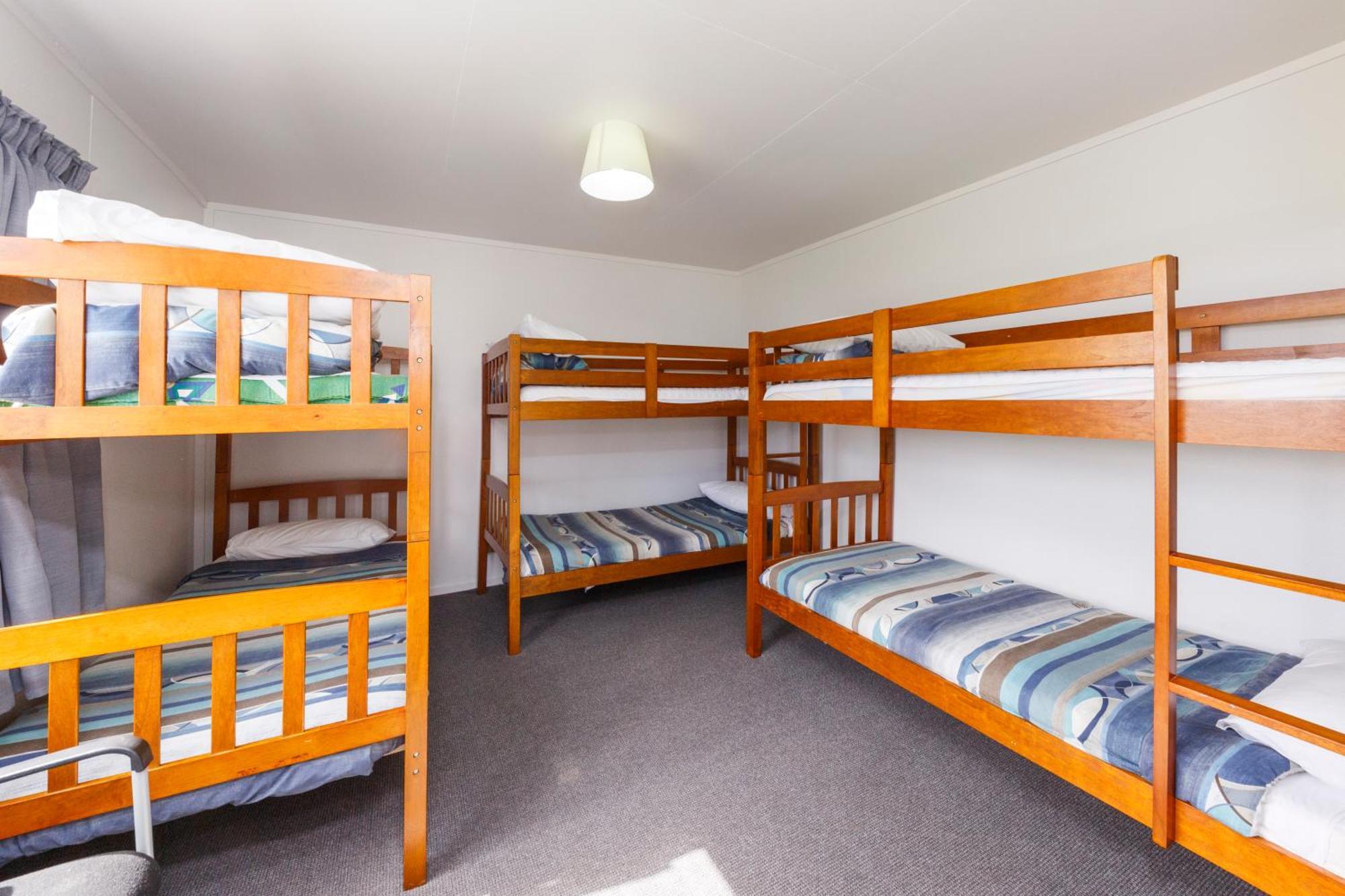 Foxton Beach Holiday Park ภายนอก รูปภาพ